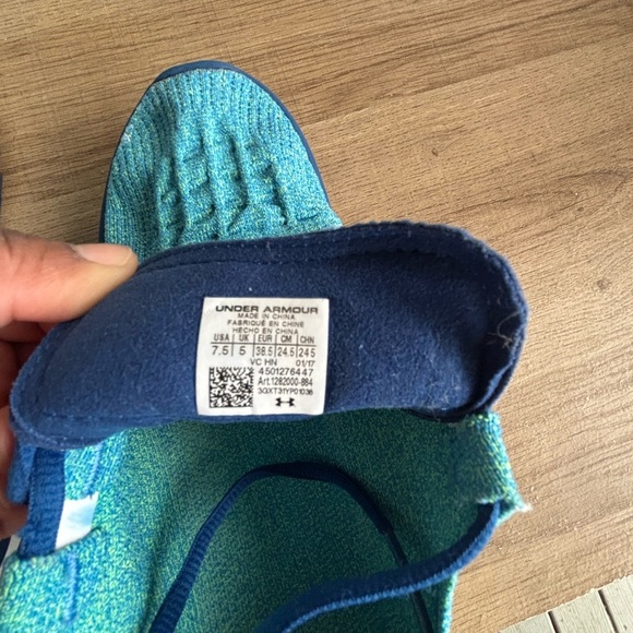 Under Armour Blue Sneakers with Breathable Mesh - Picture 4 of 9